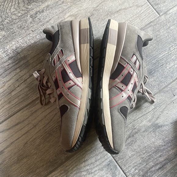 NWOT Asics GT-II Men's Clay Grey Moonrock Shoes 80s Retro Size 10 - Picture 3 of 7